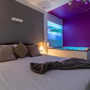 4 Star - Self Check-in Guest house